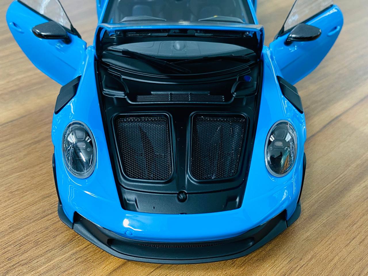 1/18 Diecast Full Opening - Minichamps Porsche 911 GT3 RS 2024 (Blue)