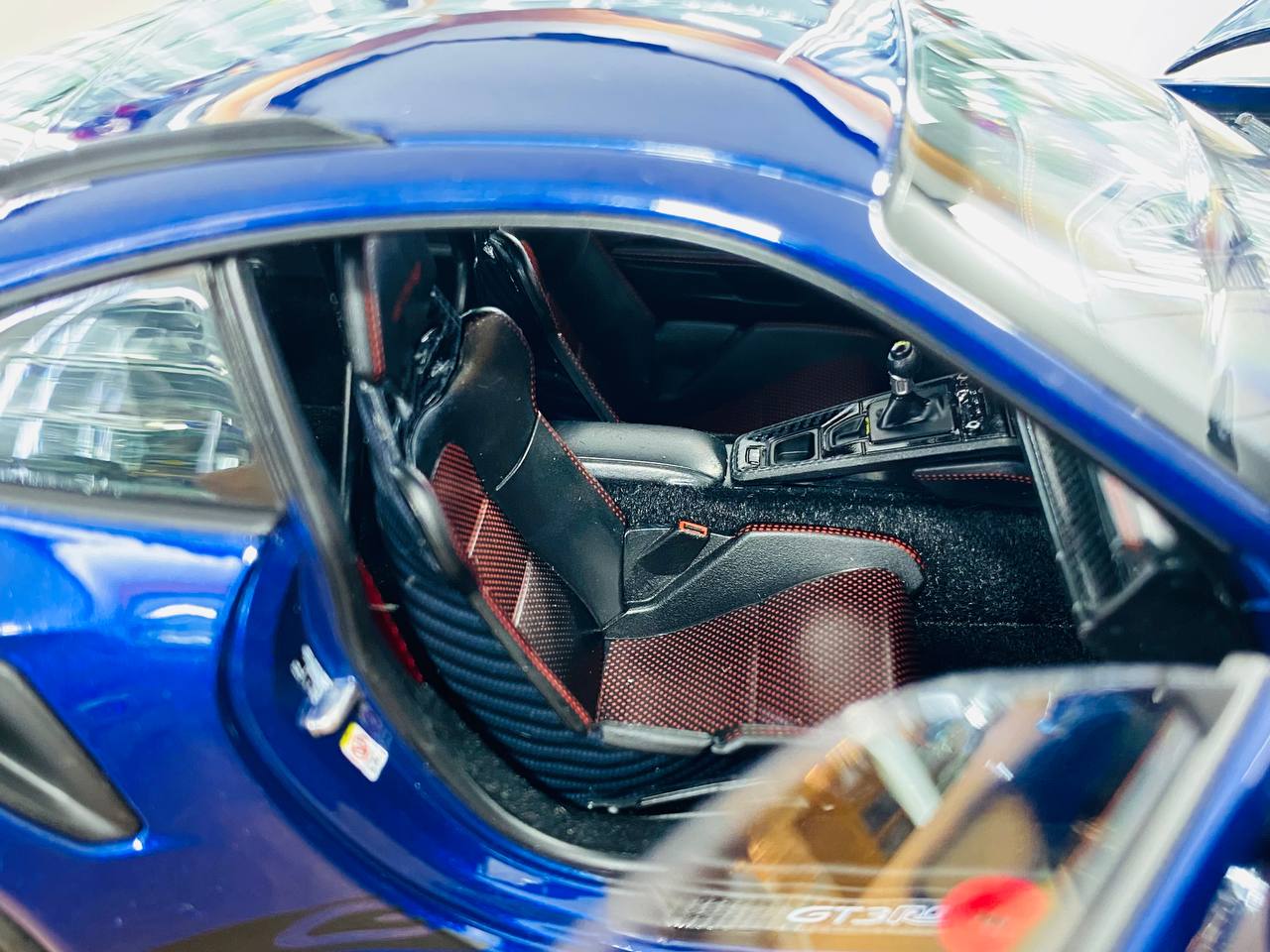 Norev Porsche 911 GT3 RS 1/18 Diecast - Gentian Blue (2022)