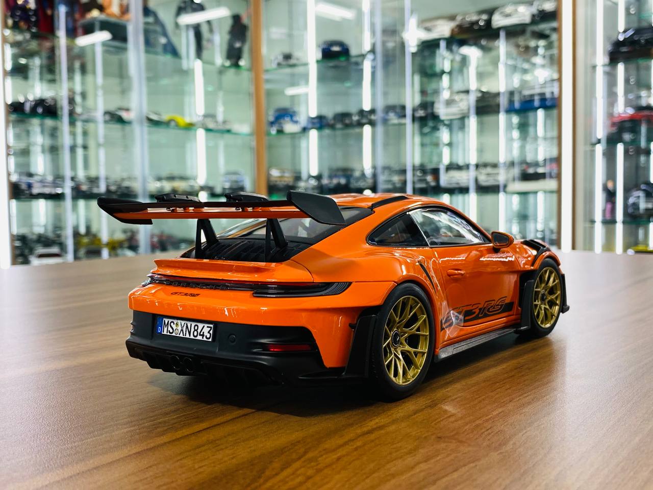 1/18 Norev Porsche 911 GT3 RS (2022) - Gulf Orange