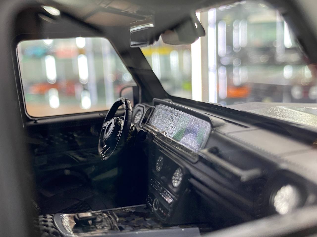 1:18 Resin Model Mercedes-Benz AMG G63 MANSORY – UAE Matt Black/Grey | Timothy & Pierre Limited 99 pcs