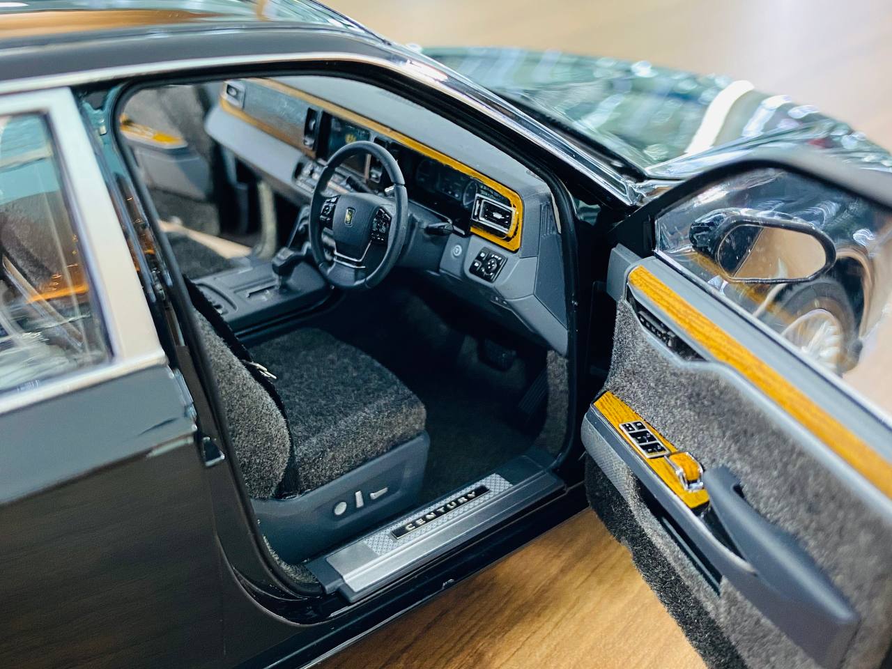 1/18 Toyota Century Black 2018 Black by LCD Scale Model Car