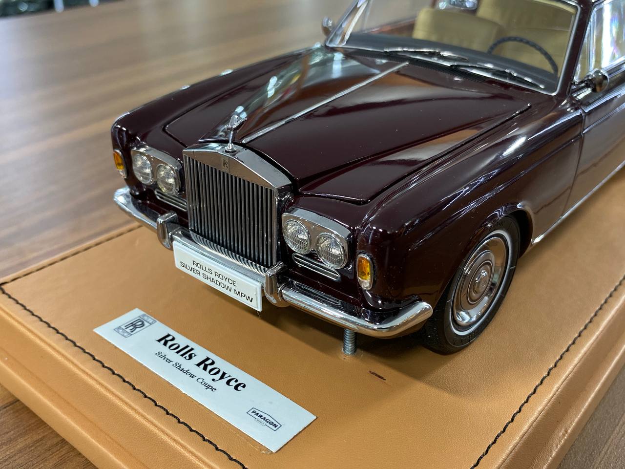 1:18 Diecast Model Rolls-Royce Silver Shadow MPW Coupe – Maroon | AutoBarn (Paragon) Classic for Dubai Collectors