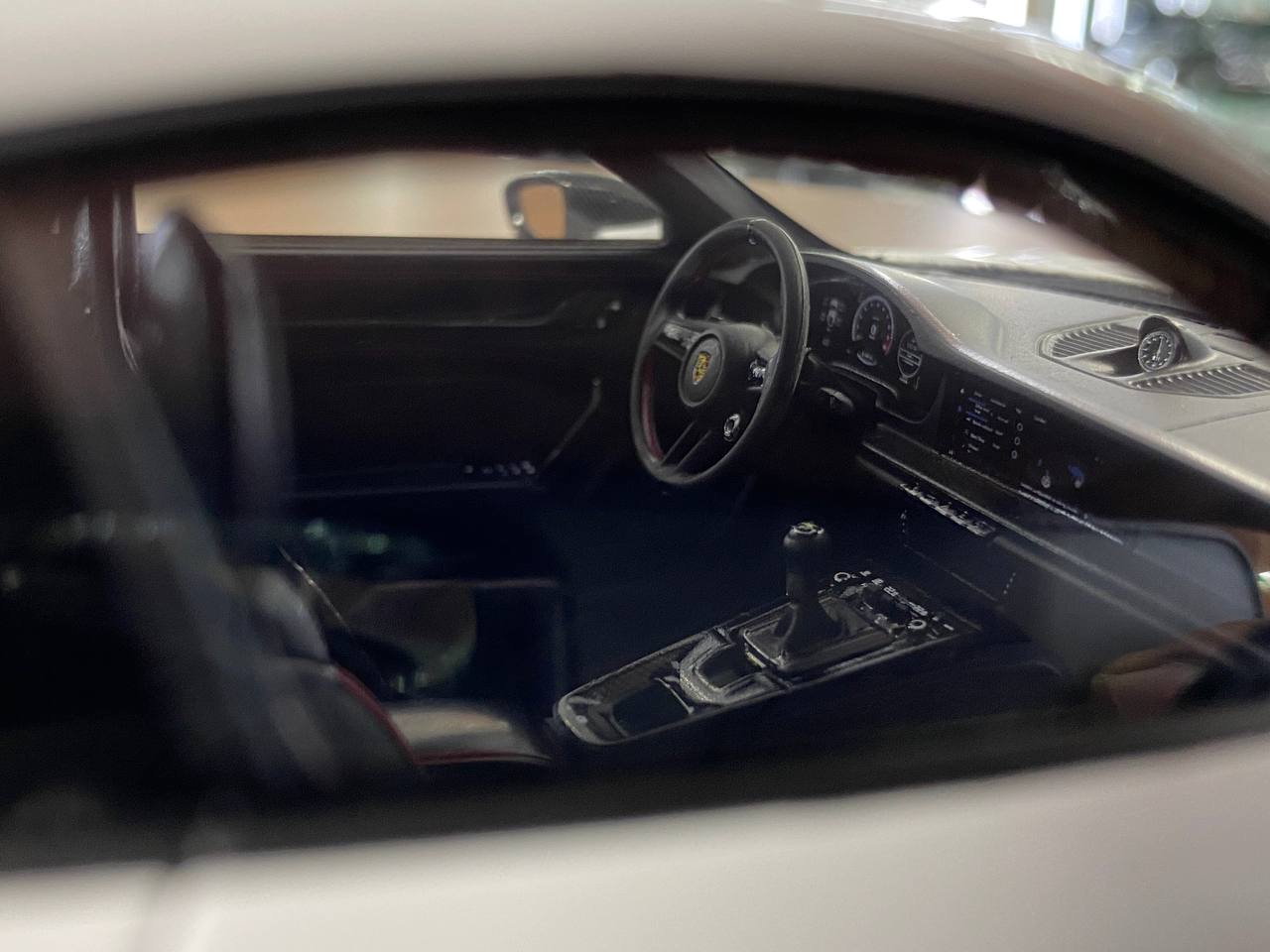 1:18 Resin Model Porsche 911 GT3 (992.2) 2024 – White | Spark Models (Limited 911 pcs – Porsche Collectors)