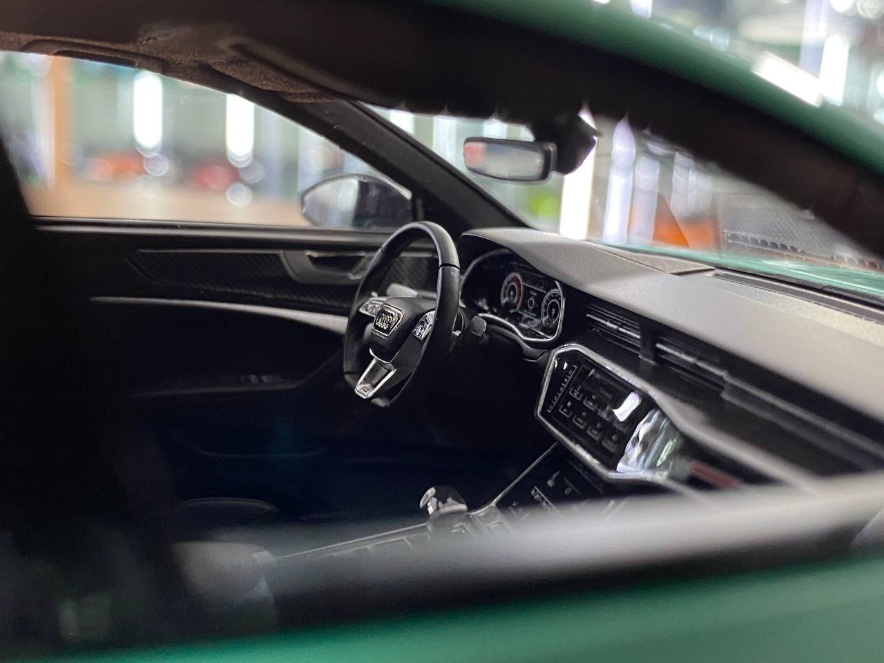 🚨Audi RS7 Sportback 1:18 Resin Model – Metallic Tiffany | Motorhelix (Limited 49 pcs – Dubai Collectors)