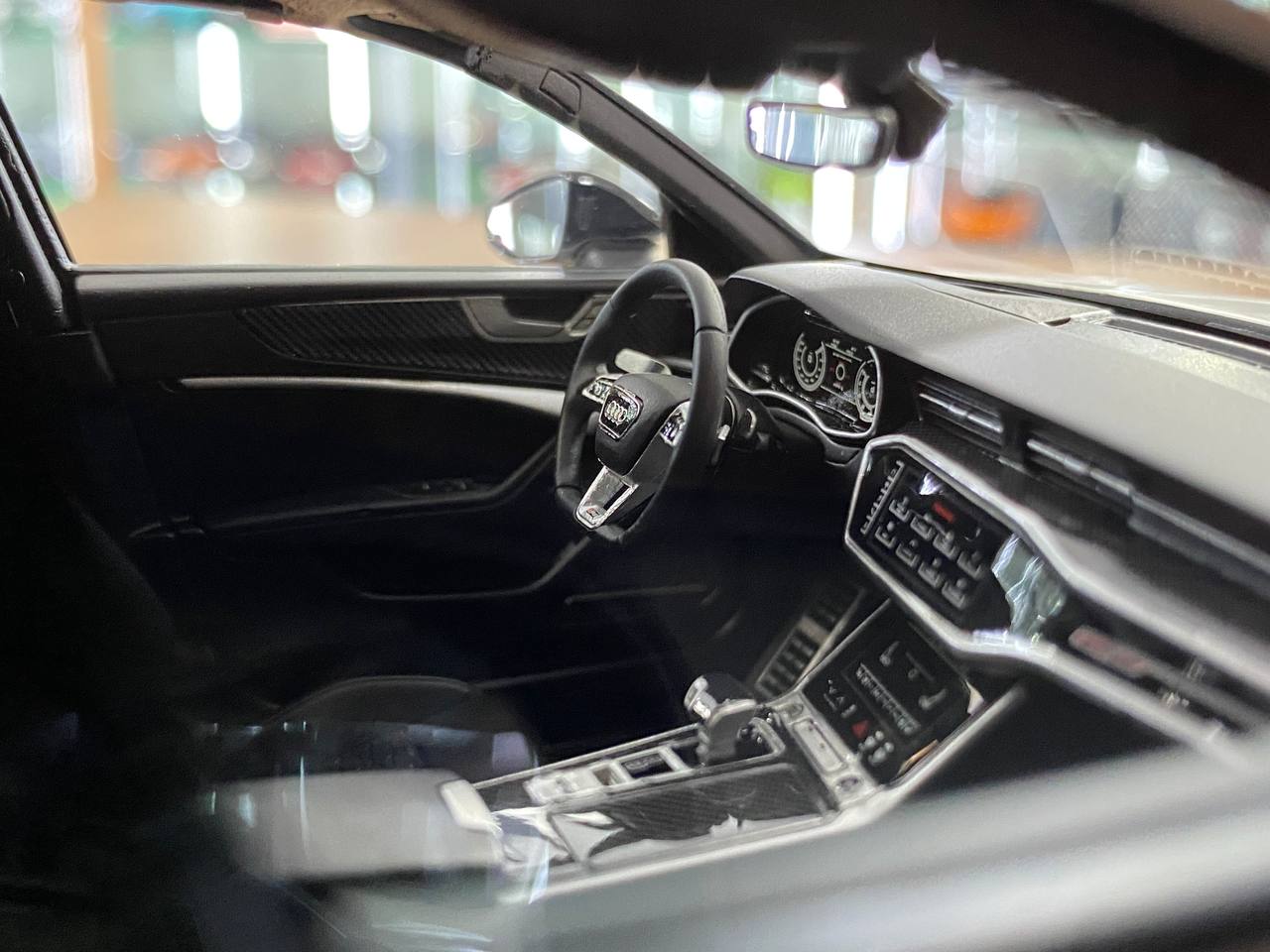 🚨1:18 Resin Model Audi RS6 Avant by Motor Helix – White Limited 99 pcs