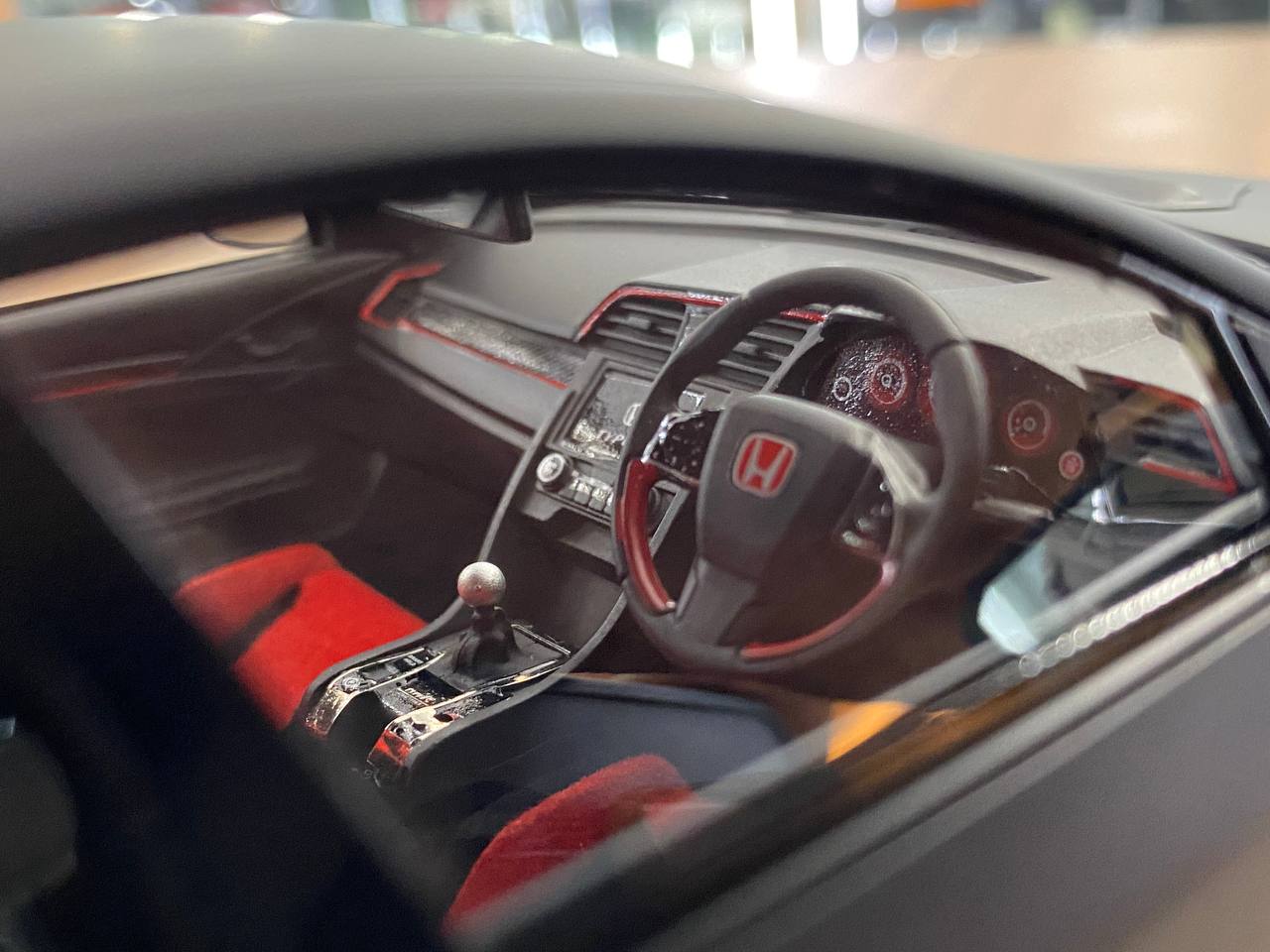 🚨1:18 Resin Model Honda Civic Type R 2017 by MotorHelix – Matt Black Limited 99 pcs