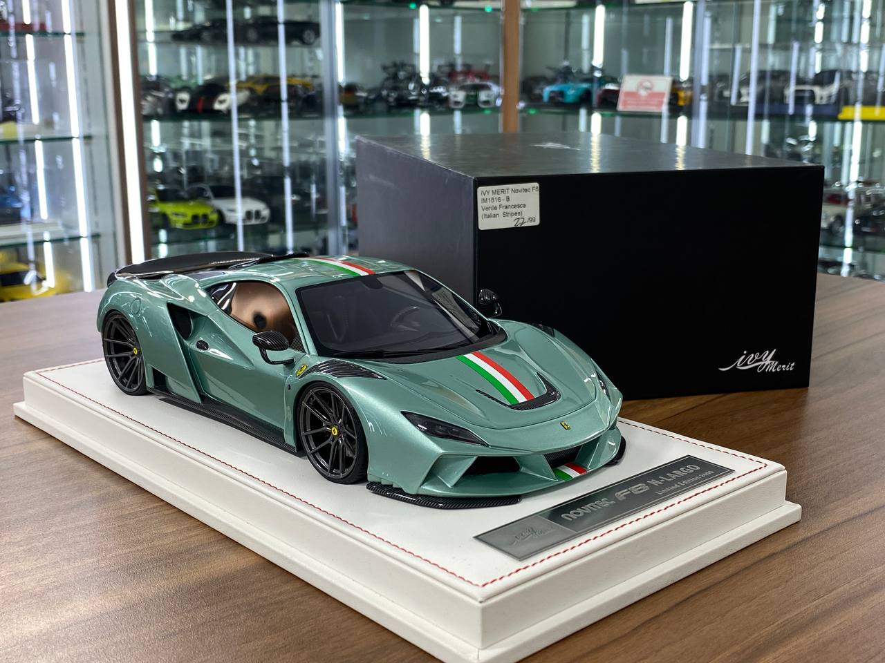 🚨1/18 Resin Ferrari F8 N-Largo Novitec – Verde Francesca / Italian Stripes - Ltd to 99 pcs