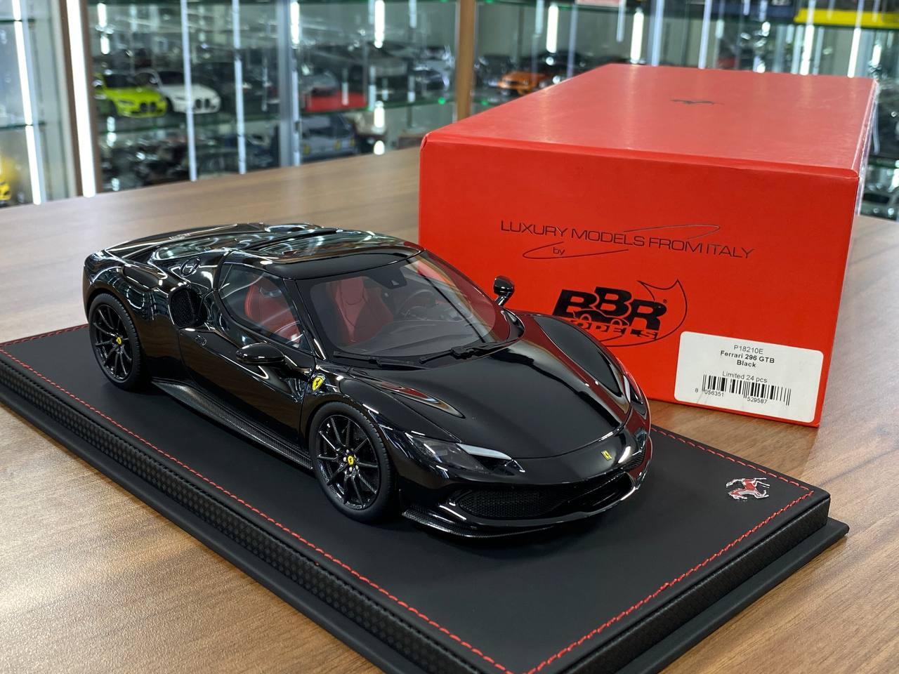 🚨Ferrari 296 GTB 1:18 Resin Model – Black | BBR Collection (Limited 24 pcs – Dubai Collectors)