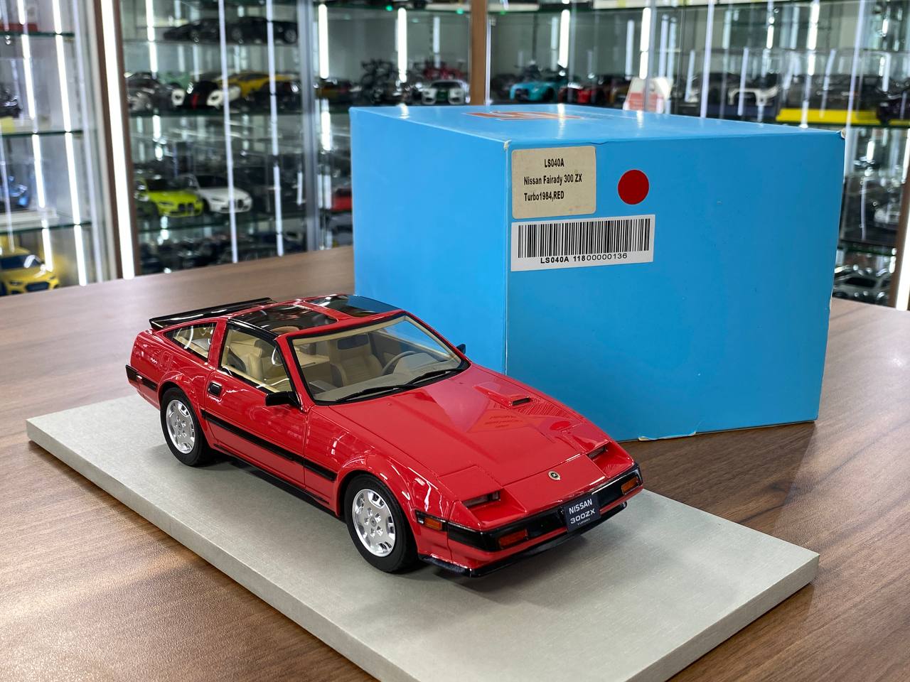 1:18 Resin Model LS Collectibles Nissan Fairlady 300 ZX Turbo 1984 – Red (Limited 250 pcs – Dubai Collectors)