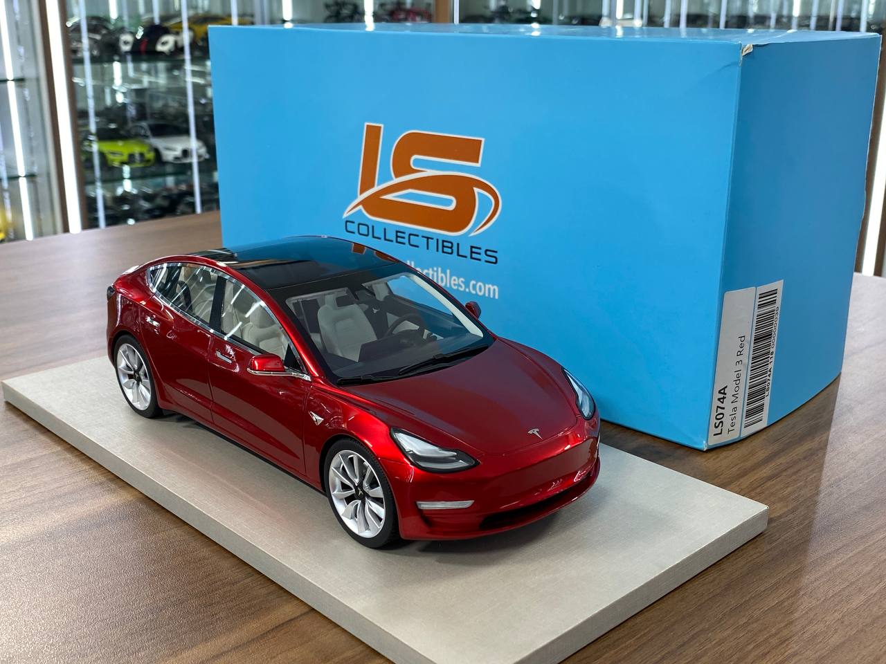 1:18 Resin Model LS Collectibles Tesla Model 3 – Red (Limited 500 pcs – Dubai Collectors)