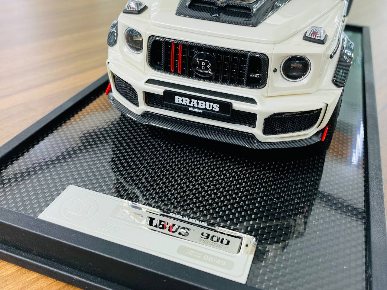 MotorHelix Mercedes-Benz Brabus 900 Rocket Resin Model - Pearl White / Carbon | 1/18