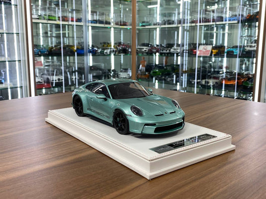 1/18 Resin Porsche 911 S/T (992) by Ivy Models in Pearl Green/ Black – Limited 20 pcs