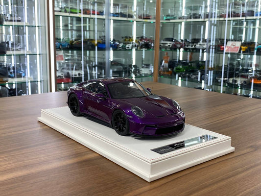 1/18 Resin Porsche 911 S/T (992) by Ivy Models in Pearl Purple/ Black – Limited 15 pcs