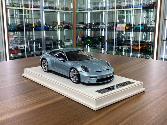 1/18 Resin Porsche 911 S/T (992) by Ivy Models in Ice Blue / Silver – Limited 15 pcs