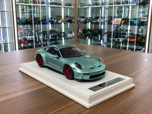 1/18 Resin Porsche 911 S/T (992) by Ivy Models in Pearl Green / Red – Limited 15 pcs