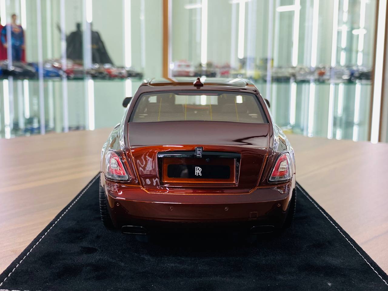 🚘 1/18 Rolls-Royce Ghost Black Badge | Brown | H & H | Limited to 25 pcs