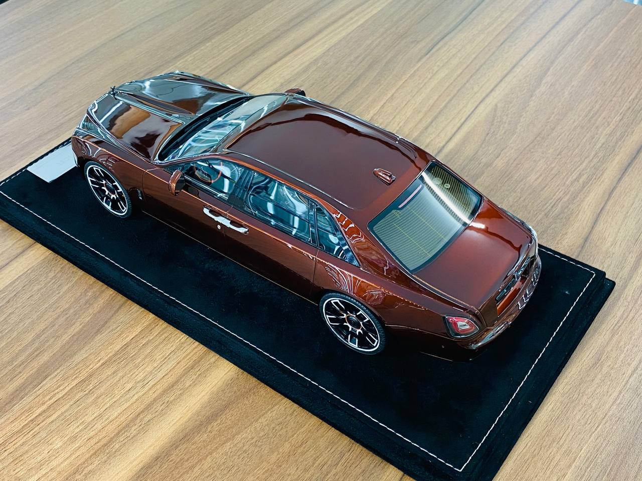 🚘 1/18 Rolls-Royce Ghost Black Badge | Brown | H & H | Limited to 25 pcs