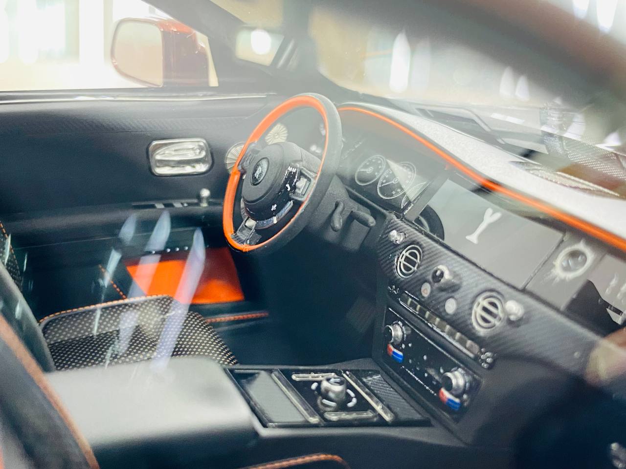 🚘 1/18 Rolls-Royce Ghost Black Badge | Brown | H & H | Limited to 25 pcs