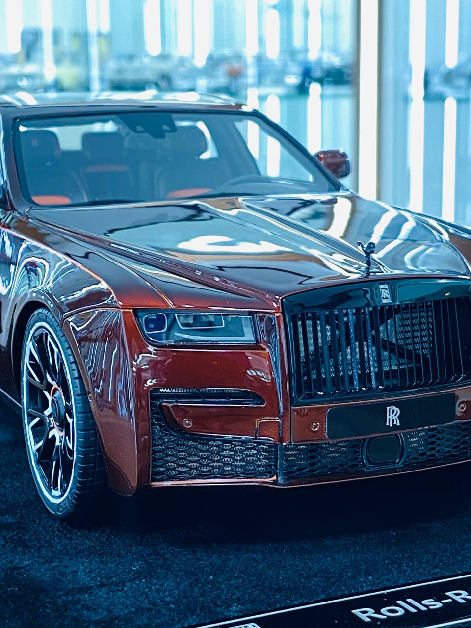 🚘 1/18 Rolls-Royce Ghost Black Badge | Brown | H & H | Limited to 25 pcs