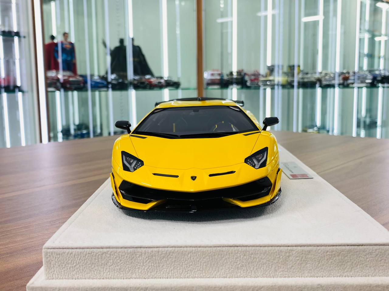 1/18 Resin Model - Make Up Model Lamborghini Aventador SVJ (2018)