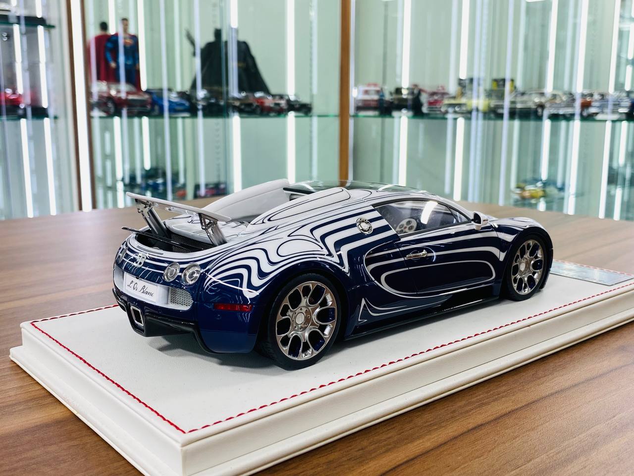 1/18 Resin Davis & Giovanni Bugatti VEYRON Grand Sport Limited- 99 pcs
