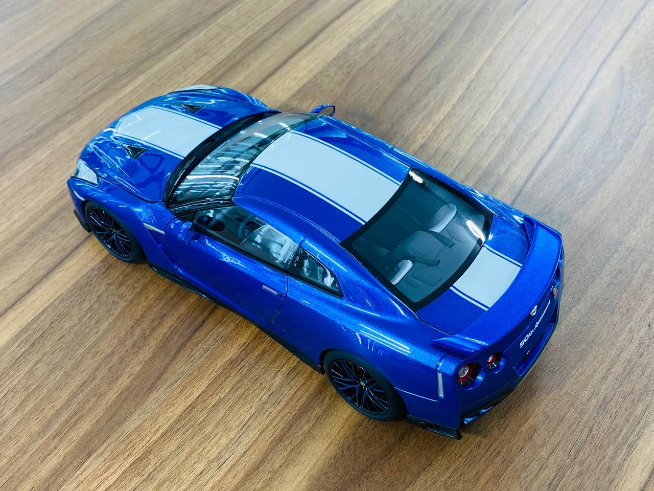 1/18 Diecast - MotorHelix Nissan GT-R R35 50th Anniversary in Wangan Blue, Limited to 1199 Pieces