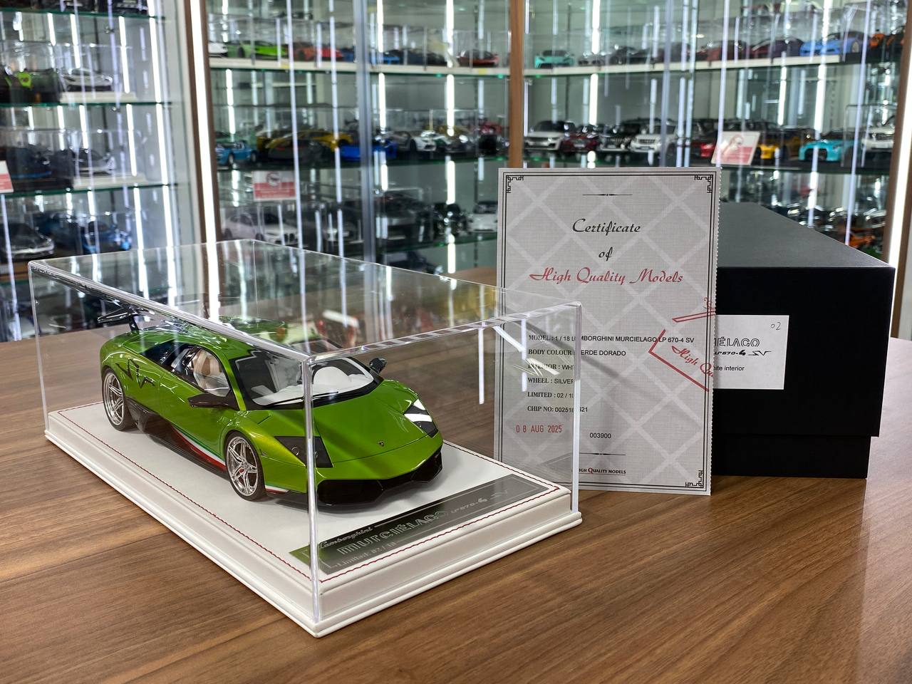 1/18 Resin Lamborghini Murciélago LP 670-4 SV Verde Dorado / White Interior – Davis & Giovanni Limited 10