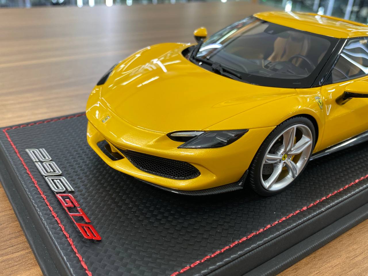 1/18 Resin Ferrari 296 GTB Giallo Tristrato – MR Collection Limited 99 pcs