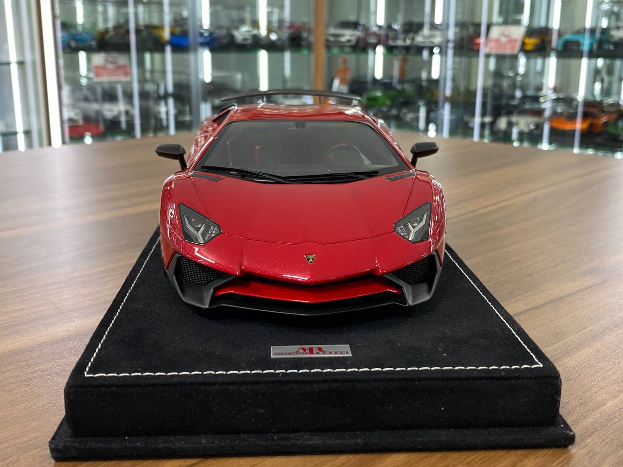 1/18 Resin Lamborghini Aventador LP750-4 Superveloce Rosso Bia – MR Collection Limited 199 pcs