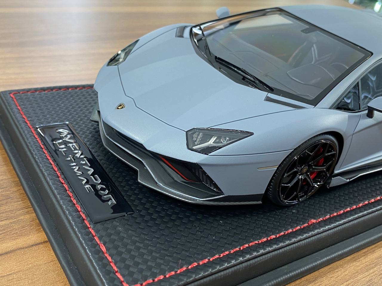 1/18 Resin MR Collection Models Lamborghini Aventador ULTIMATE Grigio Acheso