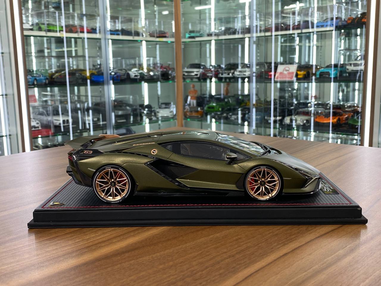 1/18 Resin Lamborghini Sián FKP 37 Verde Gea – MR Collection Limited 399 pcs