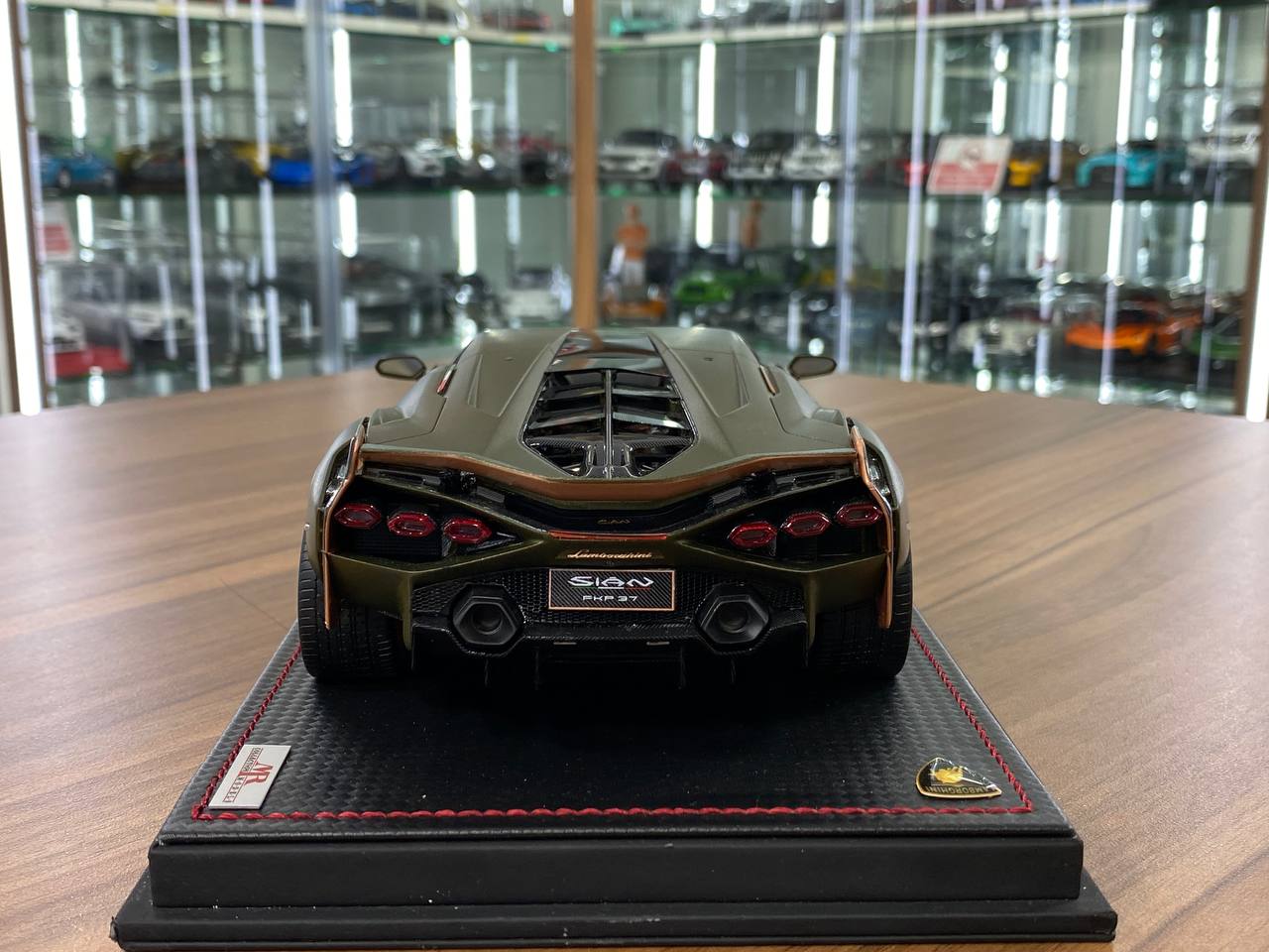 1/18 Resin Lamborghini Sián FKP 37 Verde Gea – MR Collection Limited 399 pcs