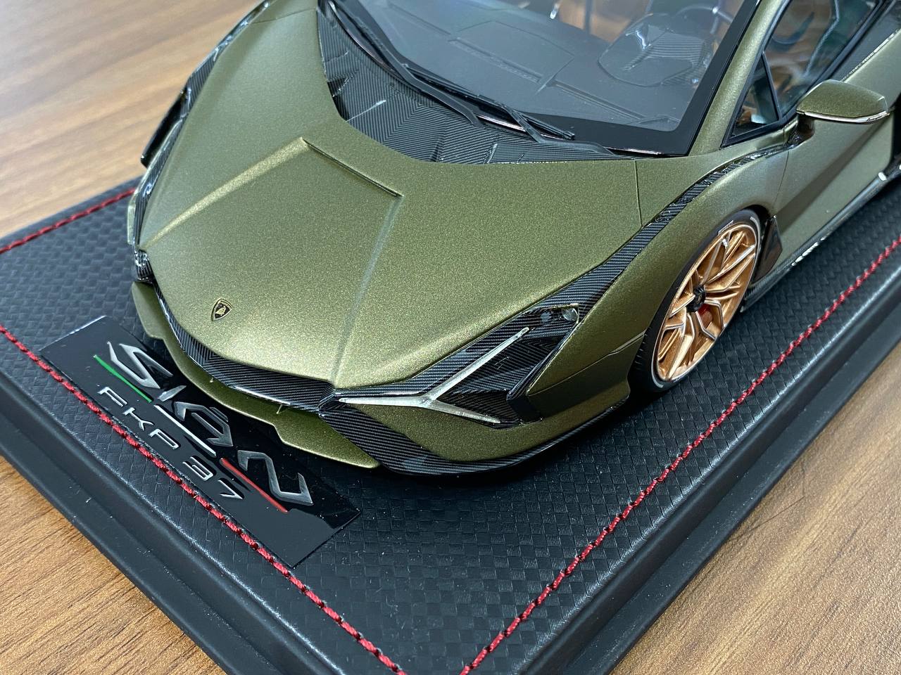 1/18 Resin Lamborghini Sián FKP 37 Verde Gea – MR Collection Limited 399 pcs