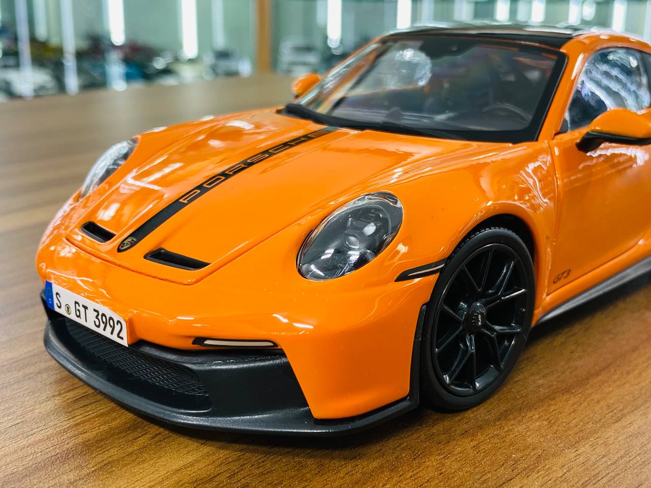 1/18 Diecast Maisto Porsche 911 GT3 Orange