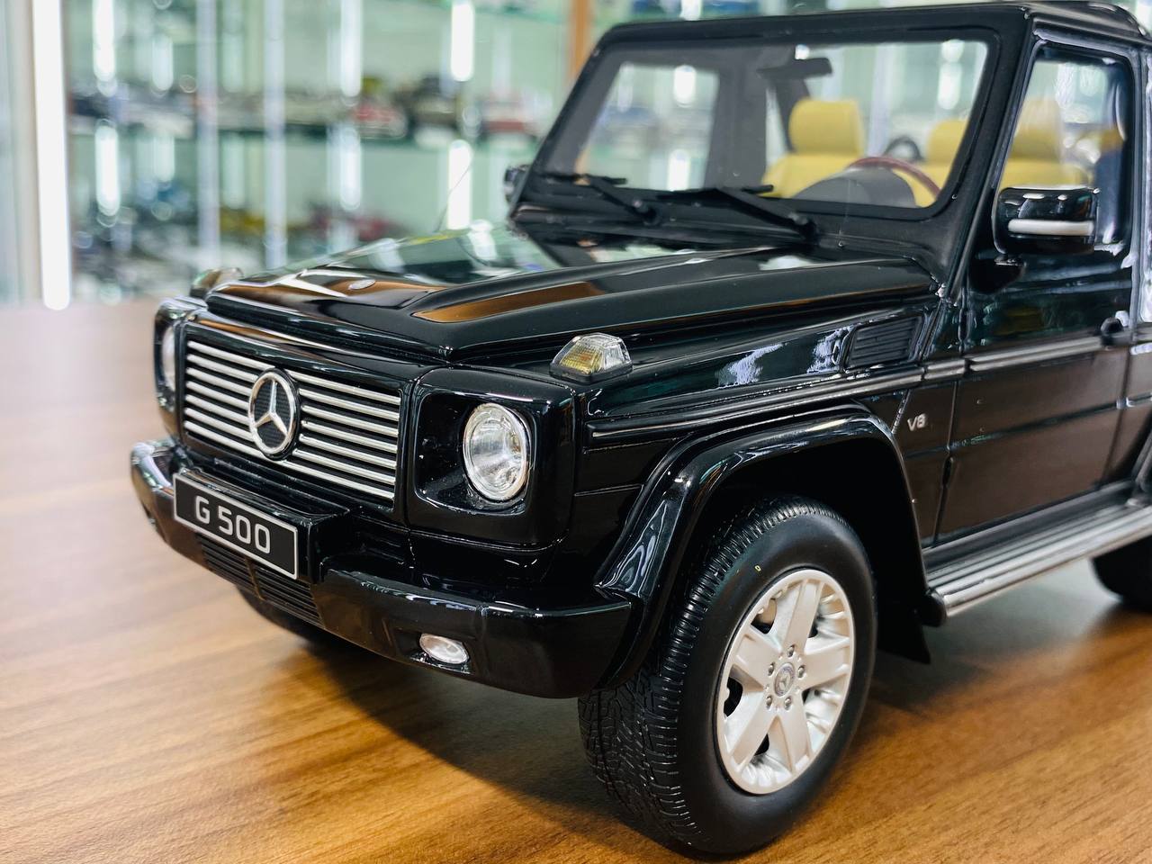 Otto Mercedes-Benz G500 Convertible - 1/18 Resin Model, Black