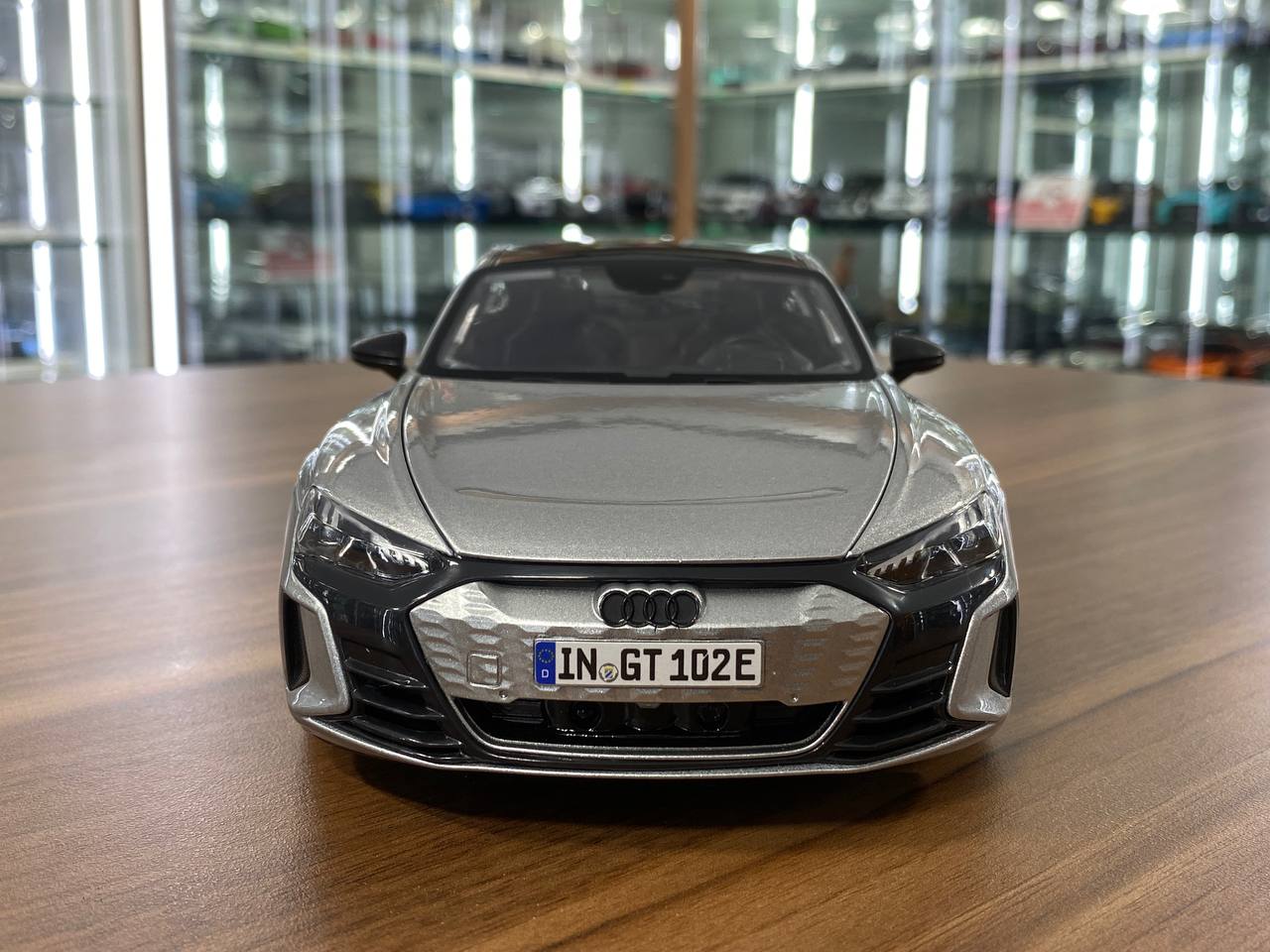 1/18 Diecast Audi RS E-tron GT Silver Bburago Model Car