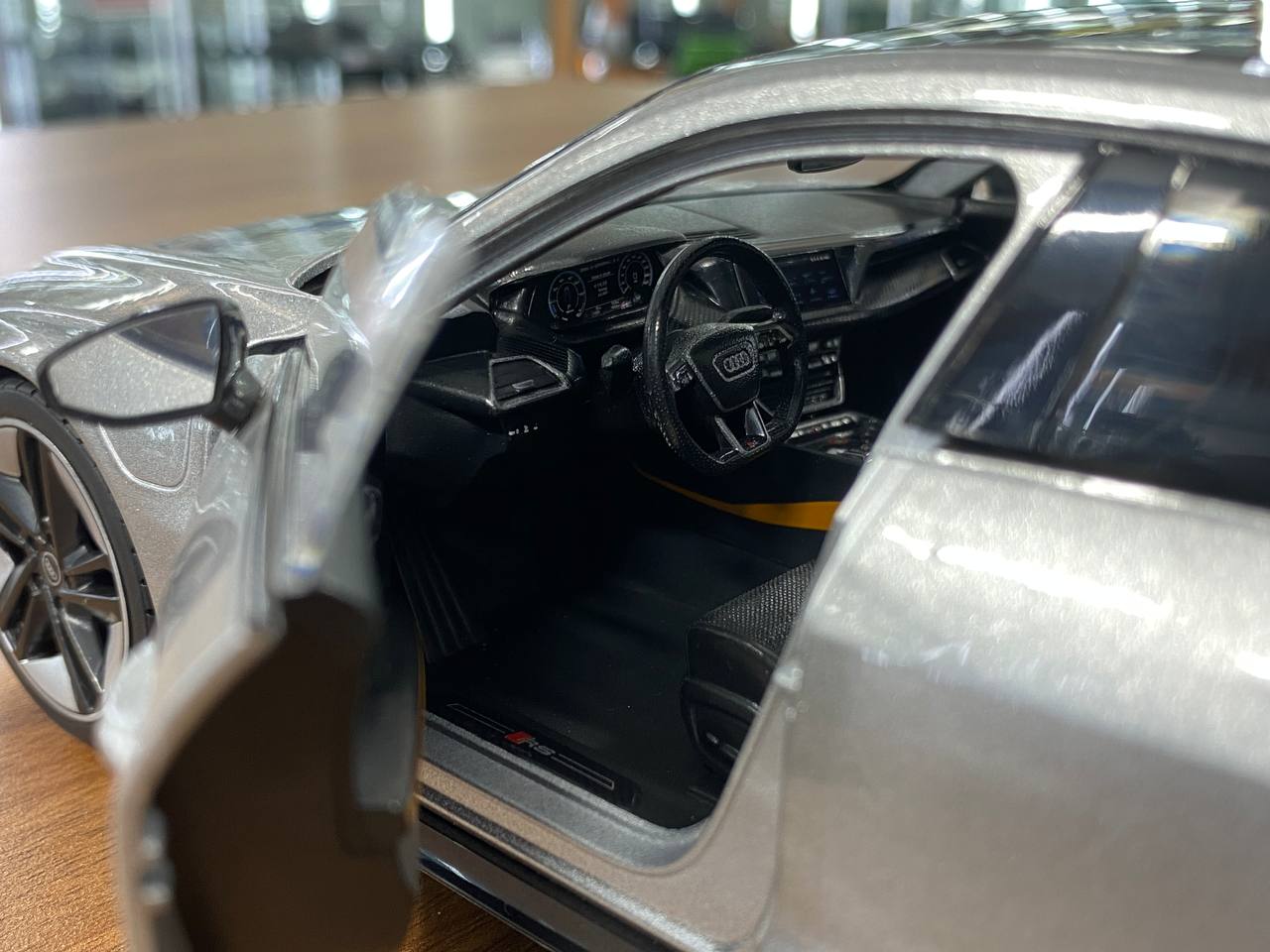 1/18 Diecast Audi RS E-tron GT Silver Bburago Model Car
