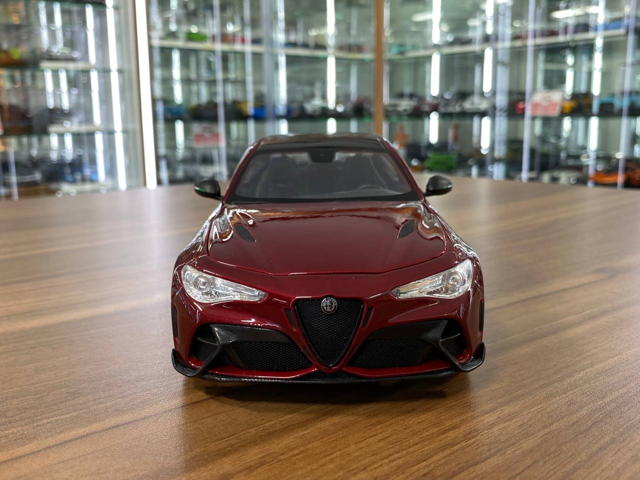 1/18 Diecast Alfa Romeo Giulia GTAm 2020 Dark Red Bburago Model Car