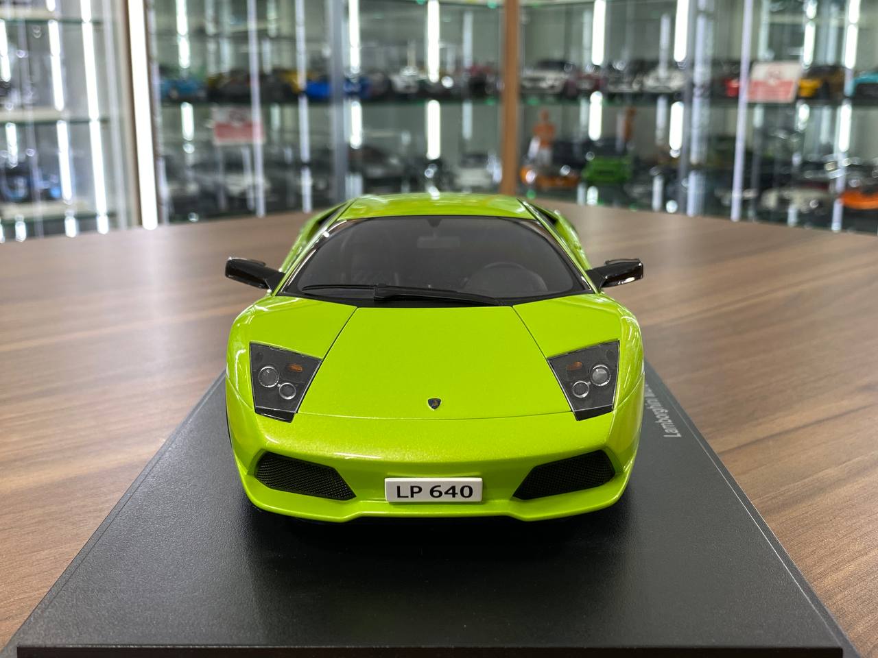 1/18 Diecast Lamborghini Murciélago LP640 Verde Ithaca Green – Autoart Full Opening