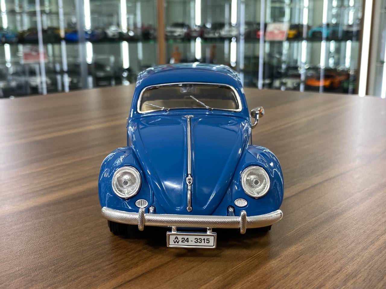 1/18 Diecast Bburago Volkswagen Kafer Beetle (1955) Blue