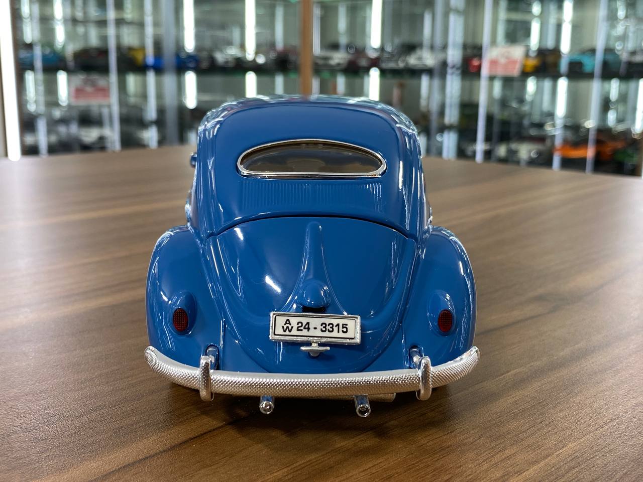 1/18 Diecast Bburago Volkswagen Kafer Beetle (1955) Blue