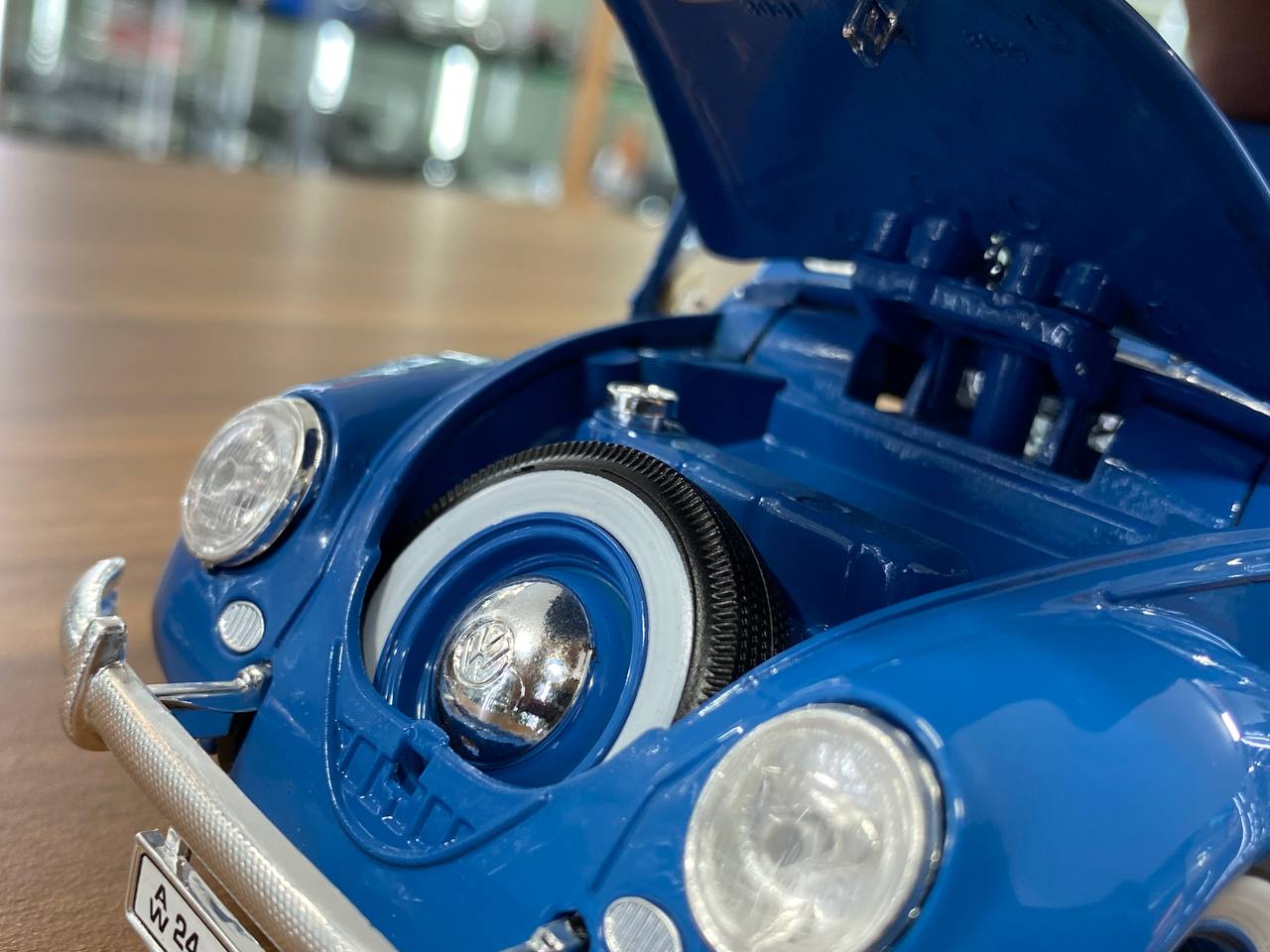 1/18 Diecast Bburago Volkswagen Kafer Beetle (1955) Blue