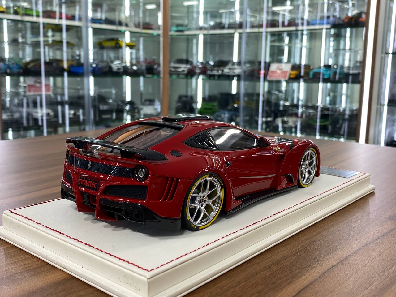 1/18 Resin Ferrari F12 N-Largo S – Davis & Giovanni Rosso Corsa with Black/Silver Stripe Limited 50 pcs