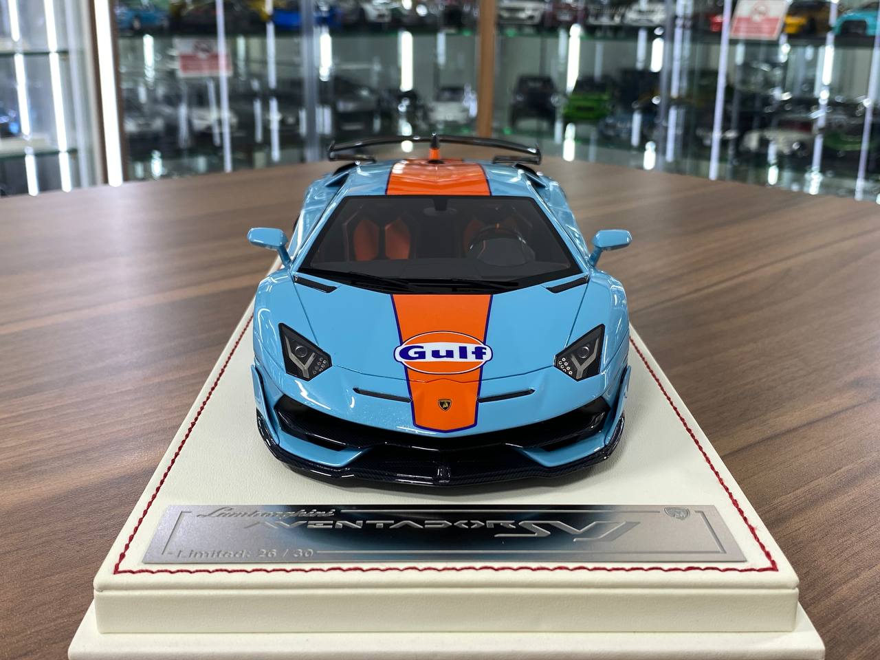 1/18 Resin Lamborghini Aventador SVJ – Davis & Giovanni Metallic Light with Gulf Decal Limited 30 pcs