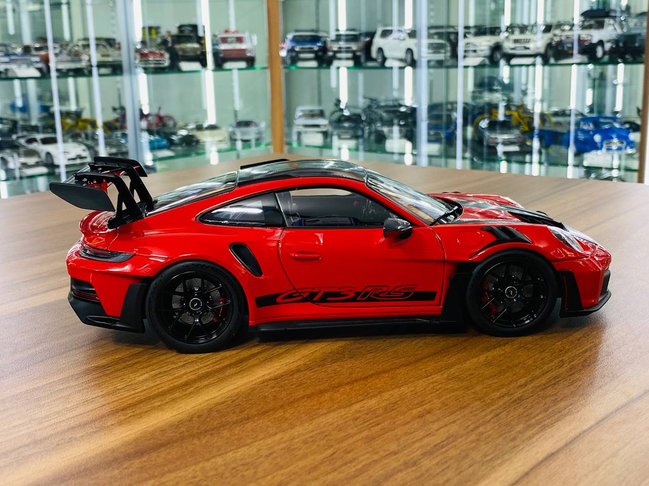 1/18 Diecast - Norev Porsche 911 (992) GT3 RS Weissach Package (2022) in Indichrot (Red), Limited 500 Pieces