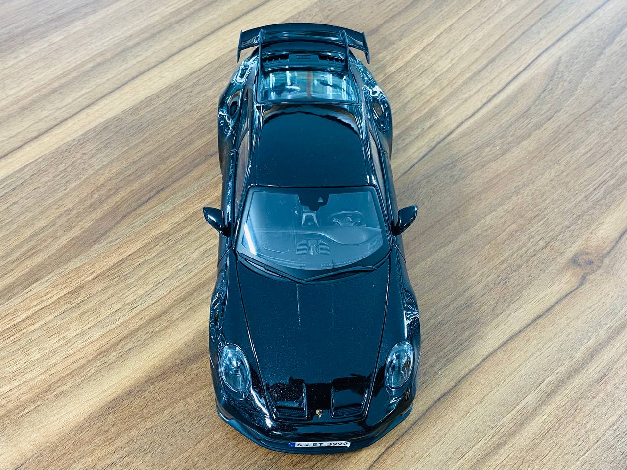 1/18 Diecast Full opening Maisto Porsche 911 GT3 black