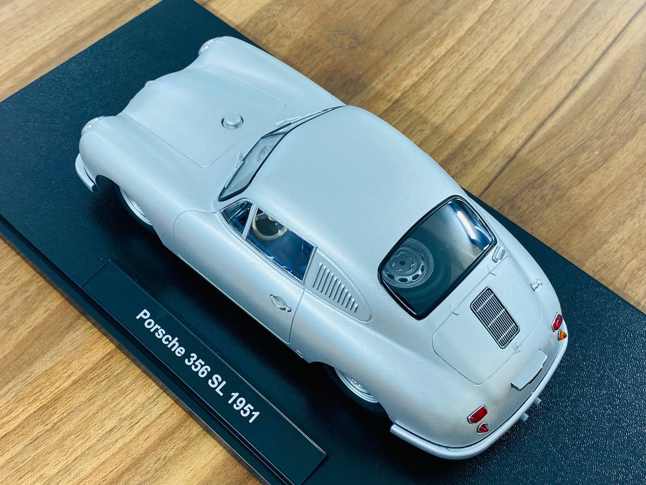 1/18 WERK83 Porsche 356 SL 1951 Silver Model Car