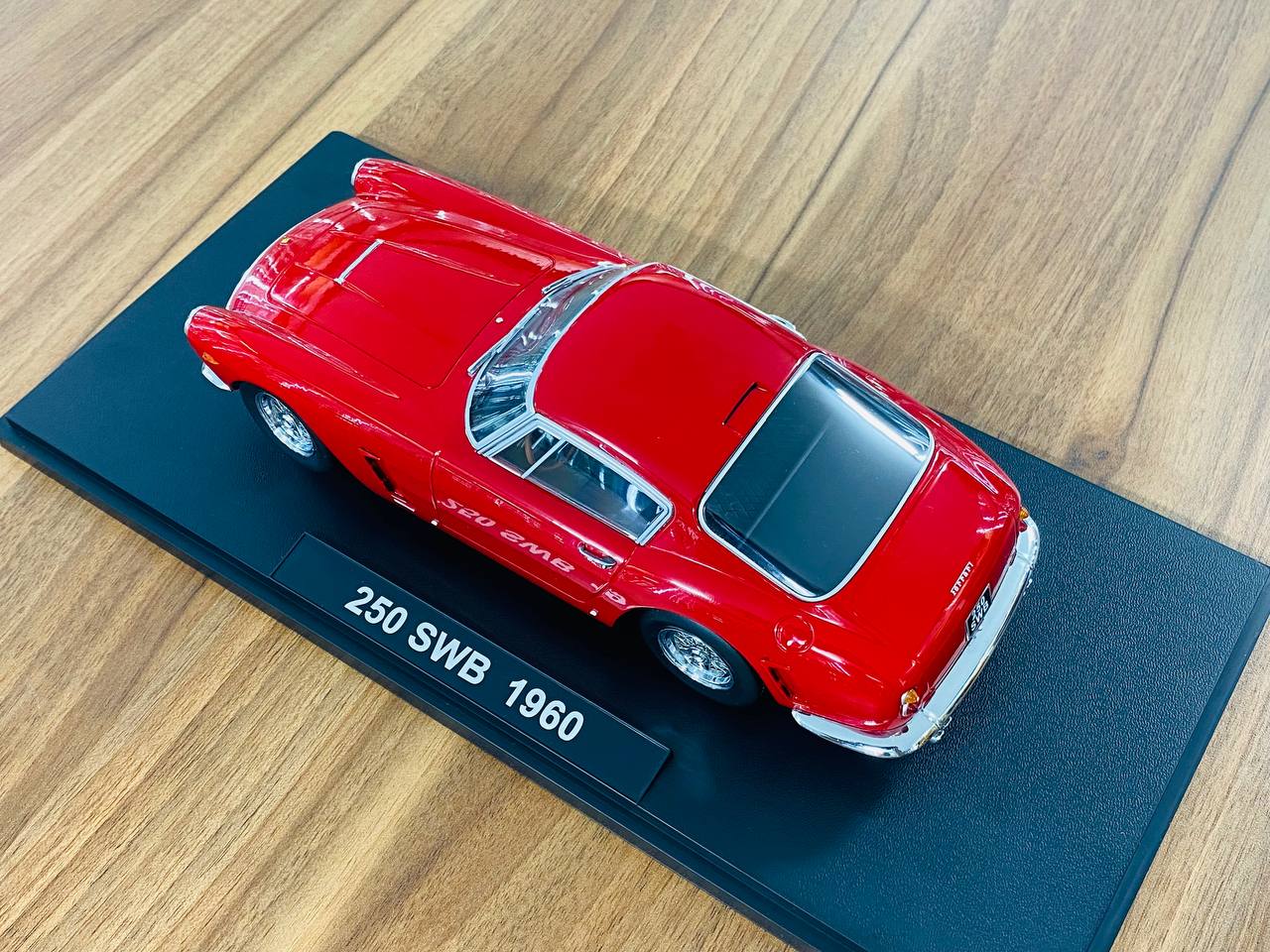 1/18 Ferrari 250 SWB 1960 Red by KK-Scale