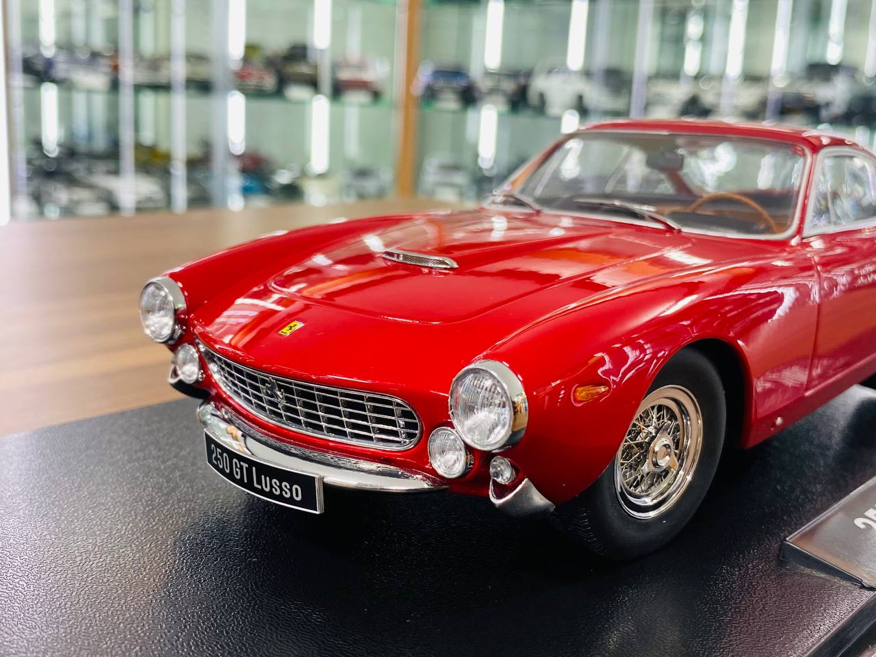 1/18 Ferrari 250 GT Lusso 1962 Red by KK-Scale