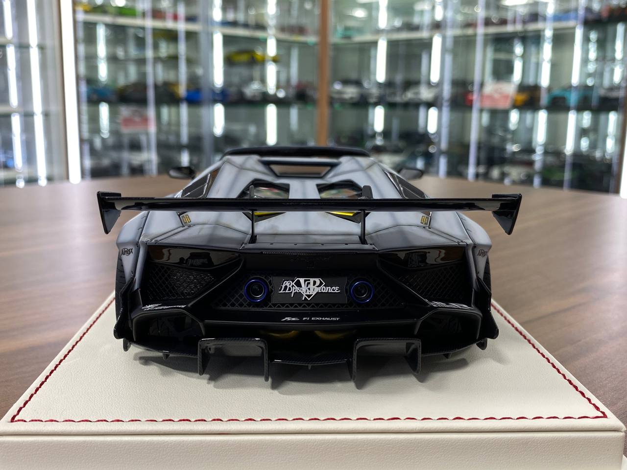 1/18 Resin Lamborghini Aventador LP 720-4 Roadster LBWK – Davis & Giovanni Matt Grey Zero Fighter Limited 36 pcs